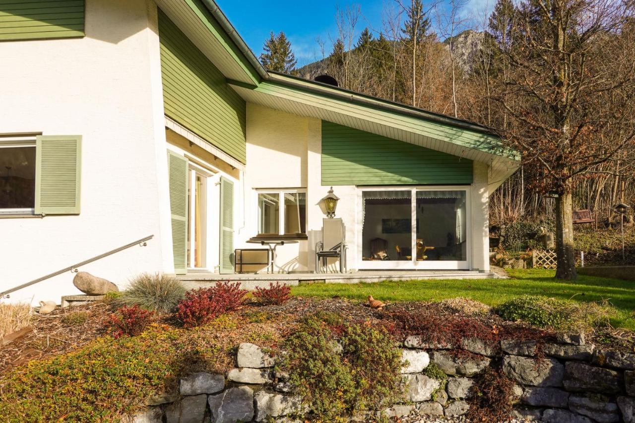 Waldchalet Steinbock ザンクト・アントン・イム・モンタフォン エクステリア 写真